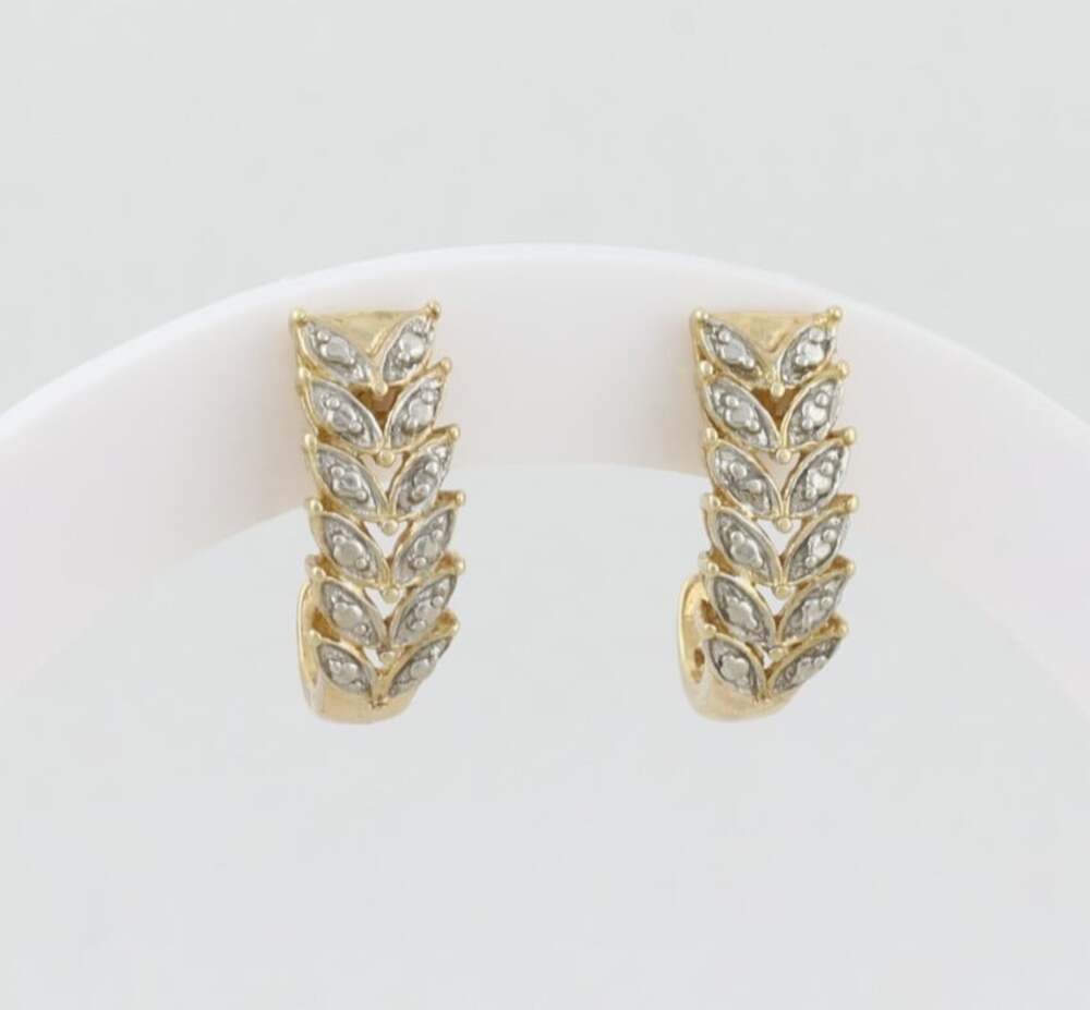 18k Gold Over Sterling Silver Leaf Design Hoop Earrings 3/4" Hoops